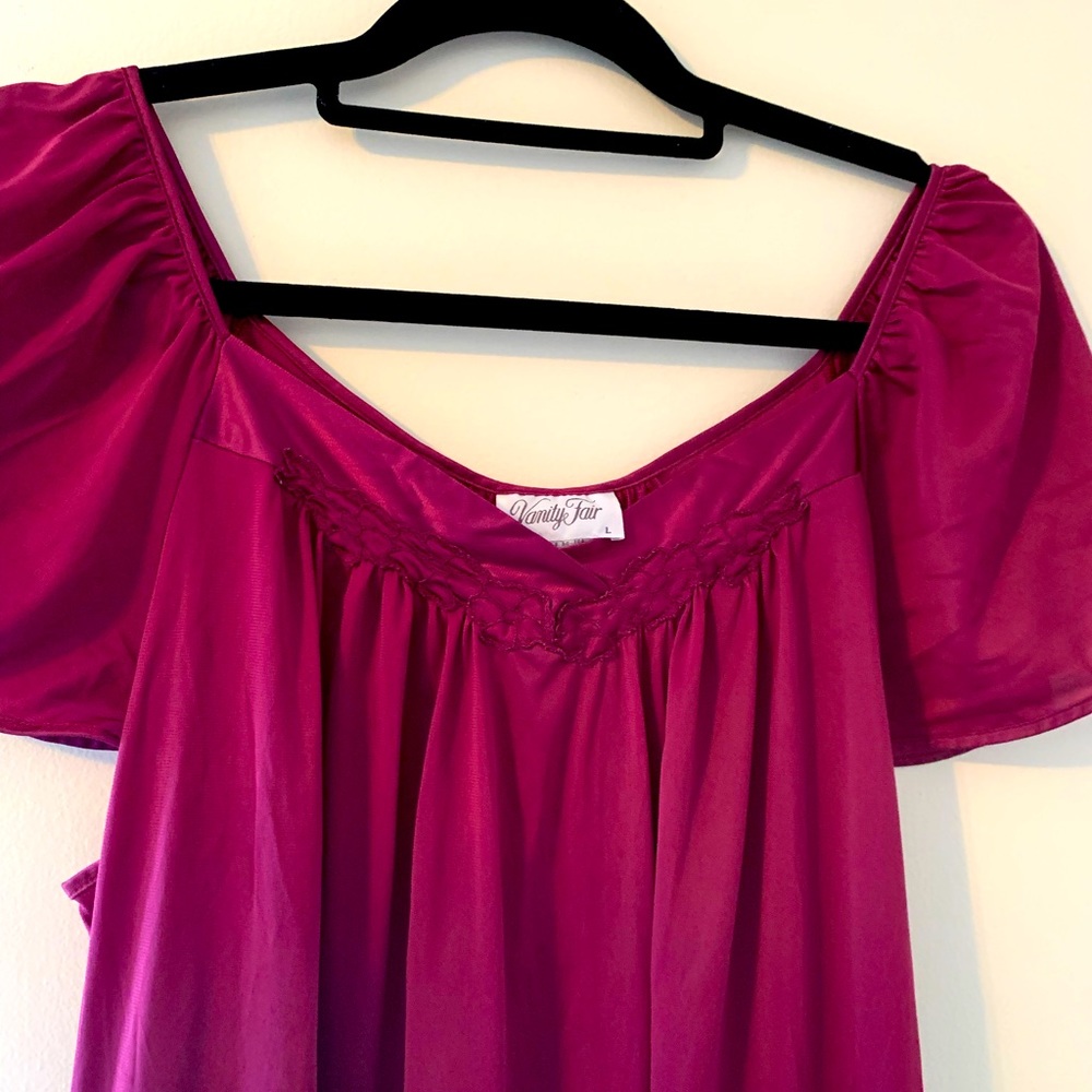 Vintage? Vanity Fair nightgown plum size large